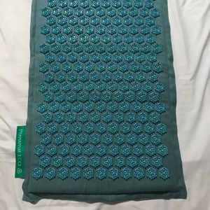 Pranamat Acupressure Mat - Like New!
